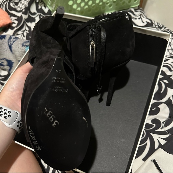 Authentic ysl heels - Picture 5 of 5